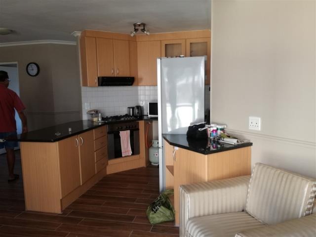 To Let 3 Bedroom Property for Rent in Table View Western Cape